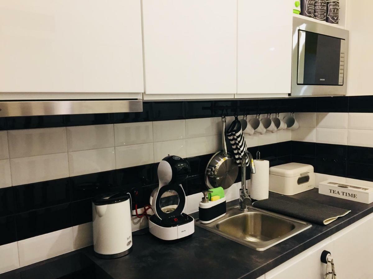 Studio Dworzec Gdanski Apartment Varşovia Exterior foto